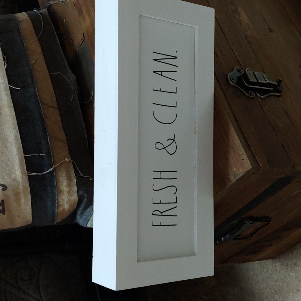 Rae Dunn FRESH & CLEAN Sign